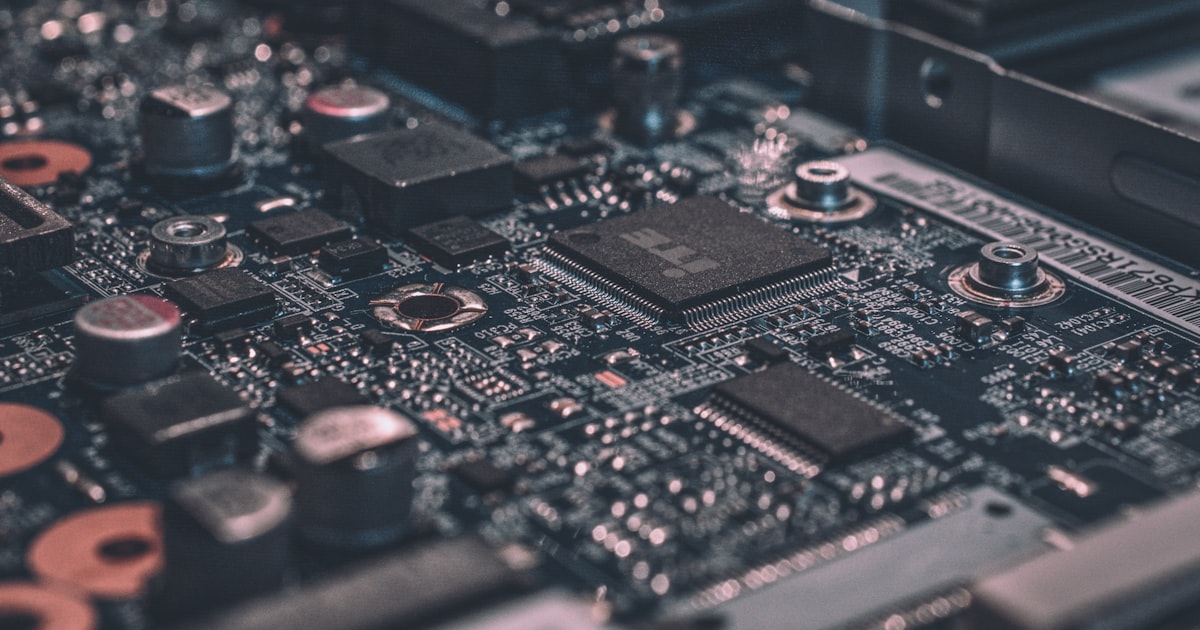 ddr5-vs-ddr4-ram-gaming — Razox Suisse